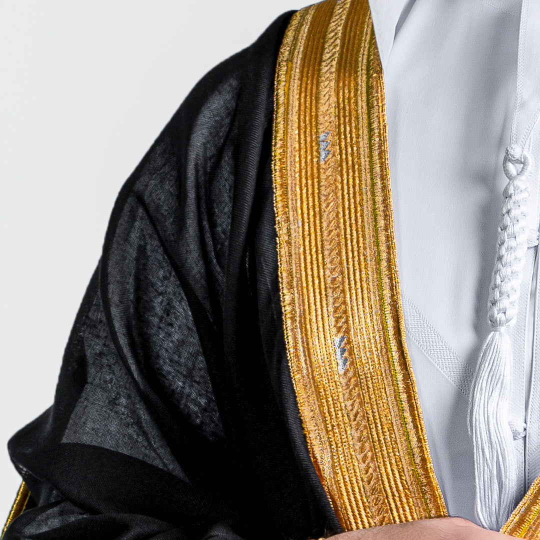Black Bisht